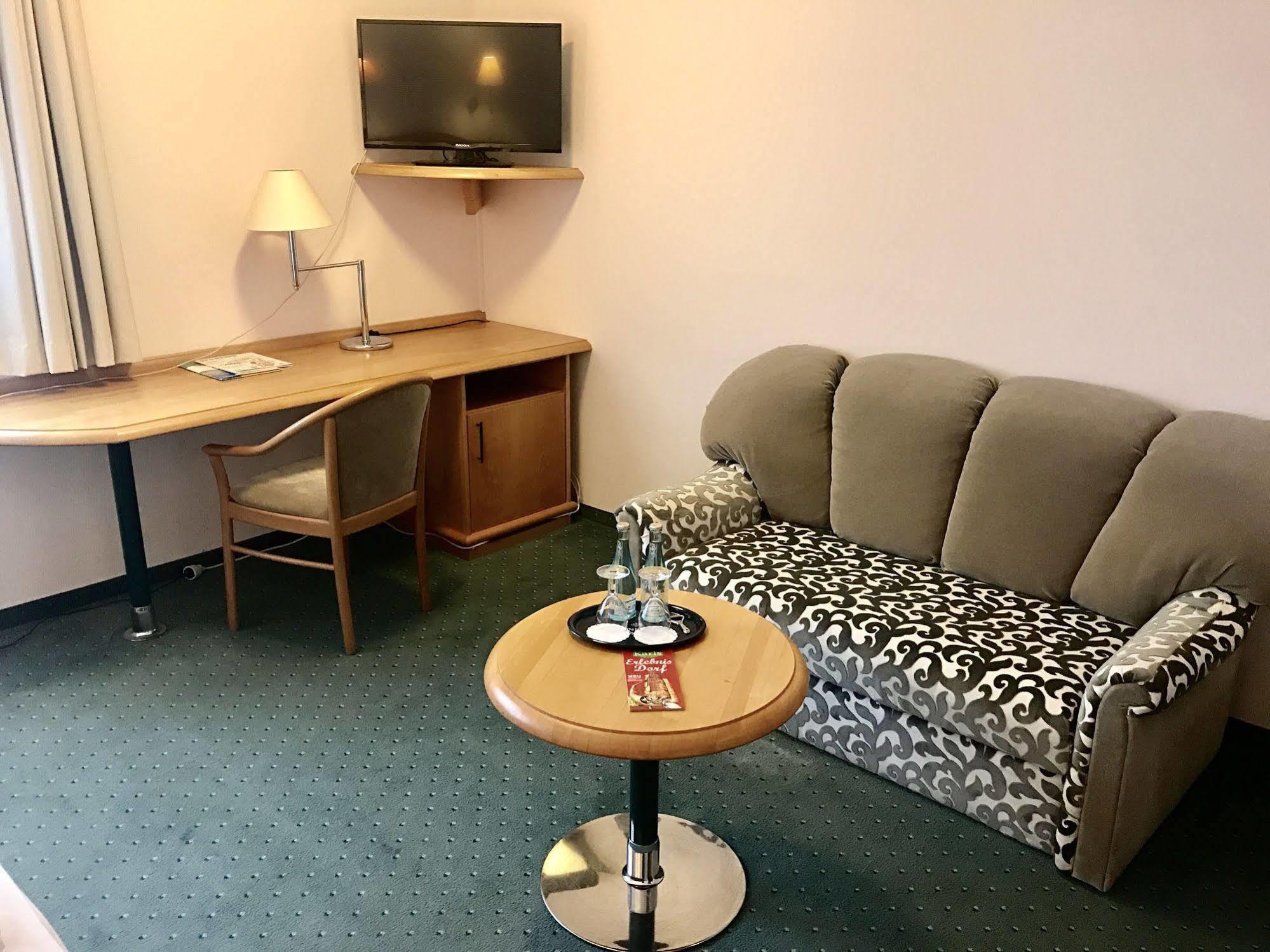 Hotel Berlin - Greenline Hotel Zossen Luaran gambar